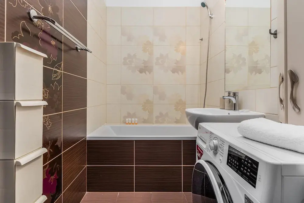 Grodzienska Apartment by Renters