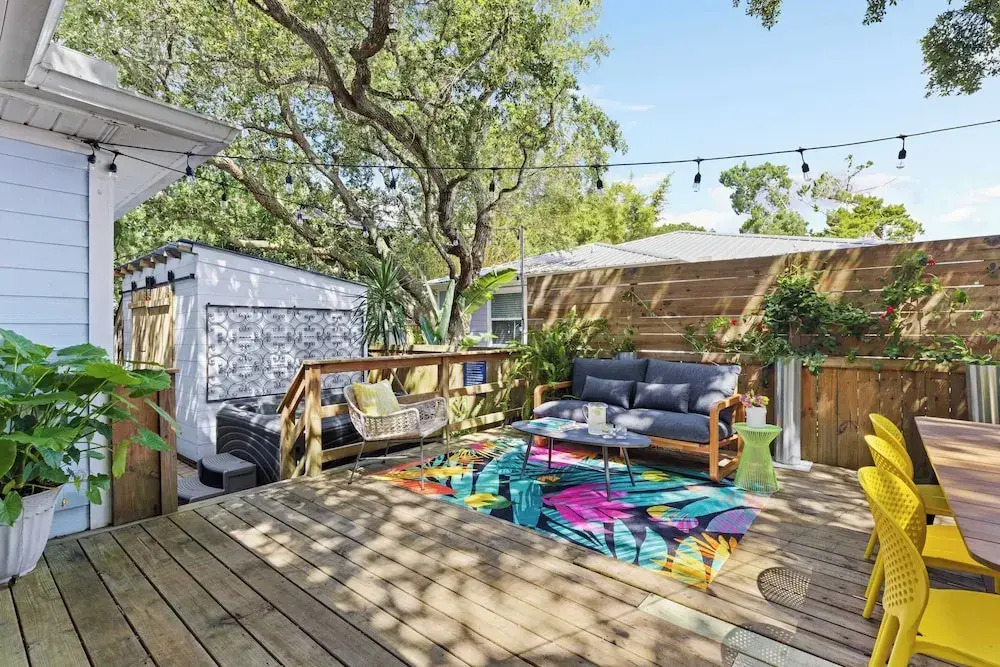 Sleeps 18! 2 Homes, Hot Tub, Game Room, Walk to the Beach Haven & Hidden Grove