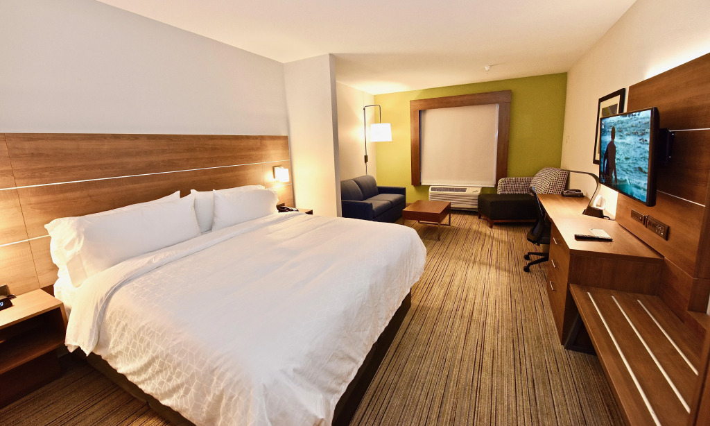 Holiday Inn Express & Suites Perryville by IHG