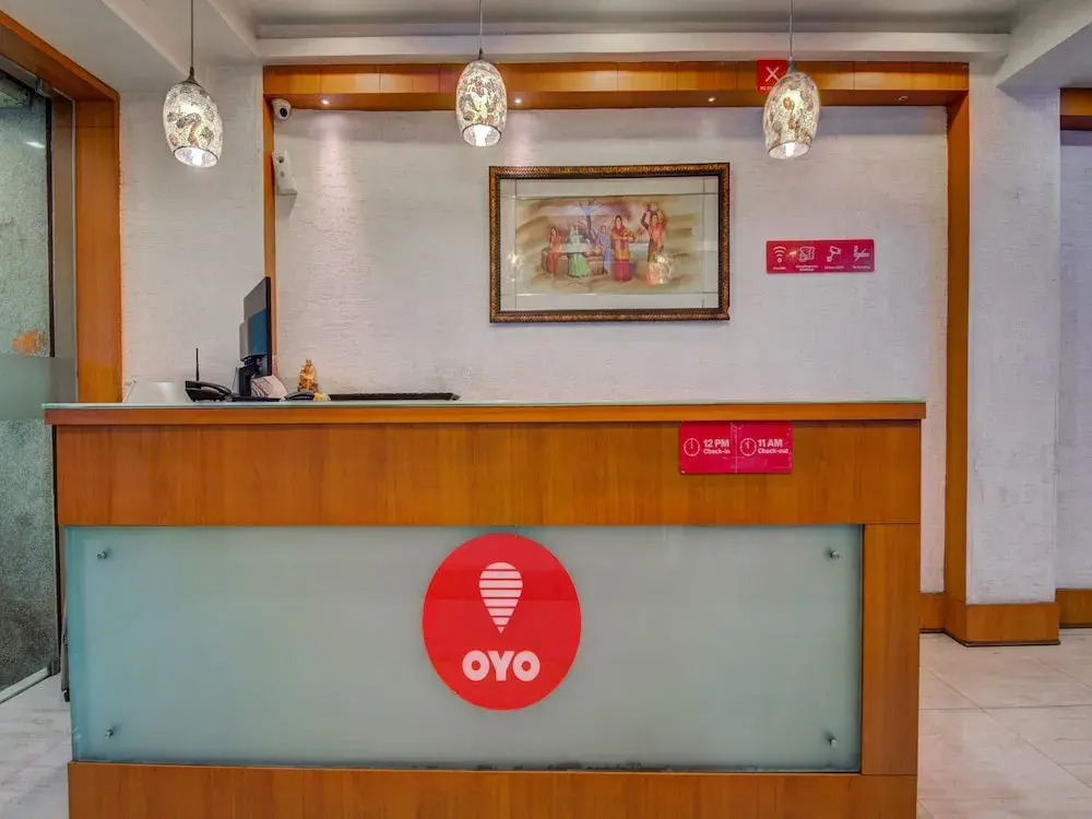 OYO Flagship 7852 Hotel Embassy
