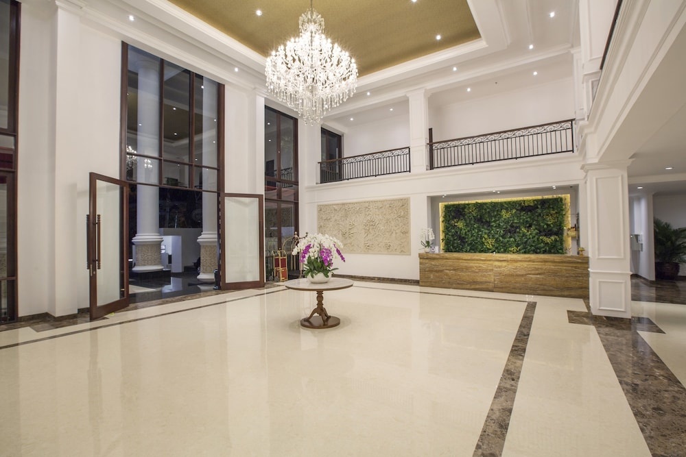 Grand Palace Hotel Sanur - Bali