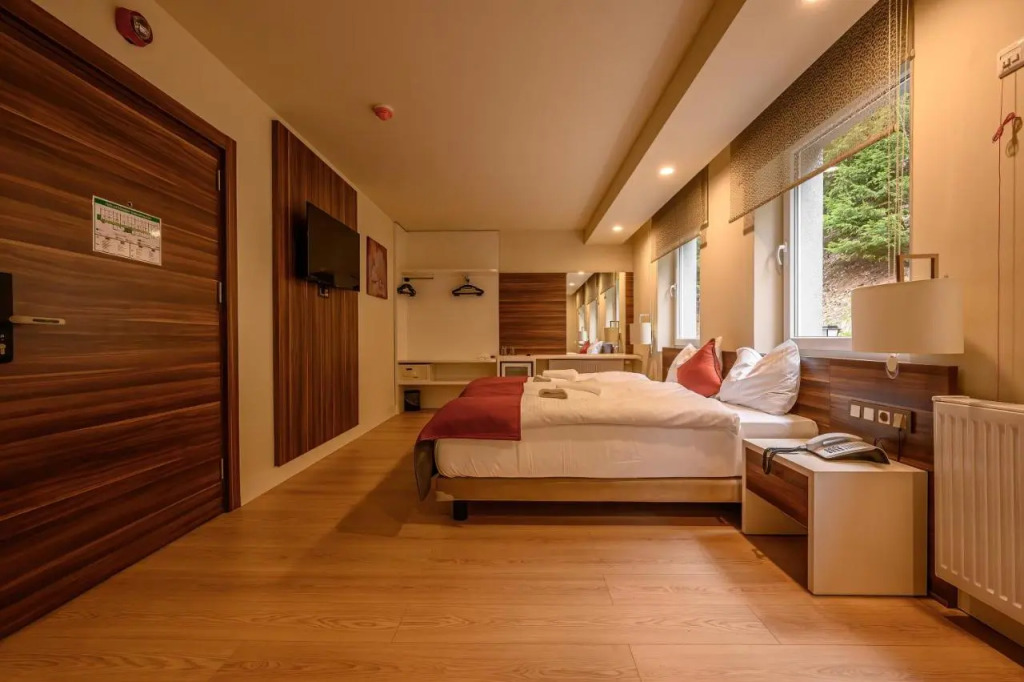 Sunday Schwarzbachtal Hideaway Resort