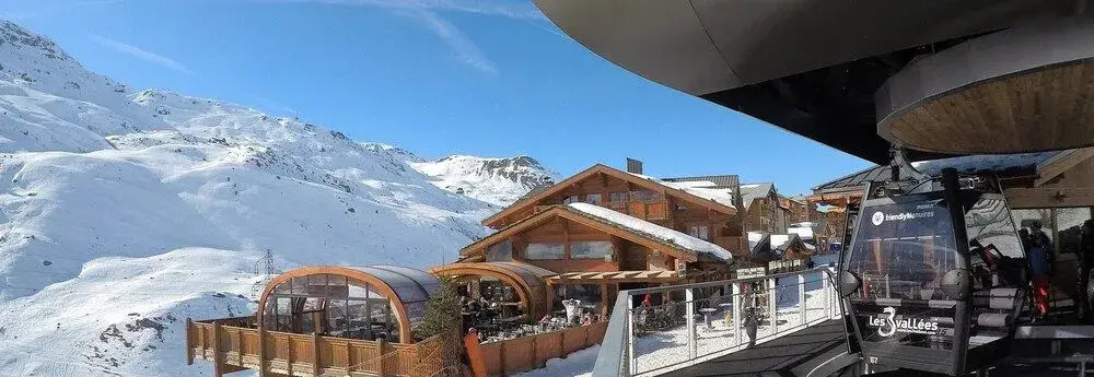 LIsatis Chalet Hotel