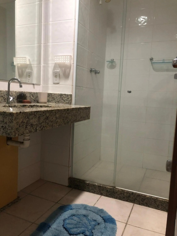 Apartamento peracanga com vista para o mar