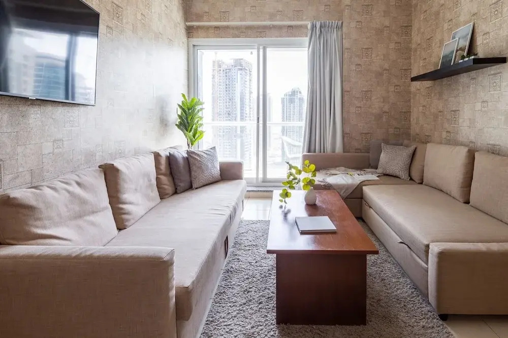 Fashionable 1BR in the Trendy Jlt! Sleeps 4!