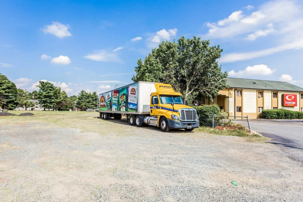 Econo Lodge Inn & Suites Matthews - Charlotte