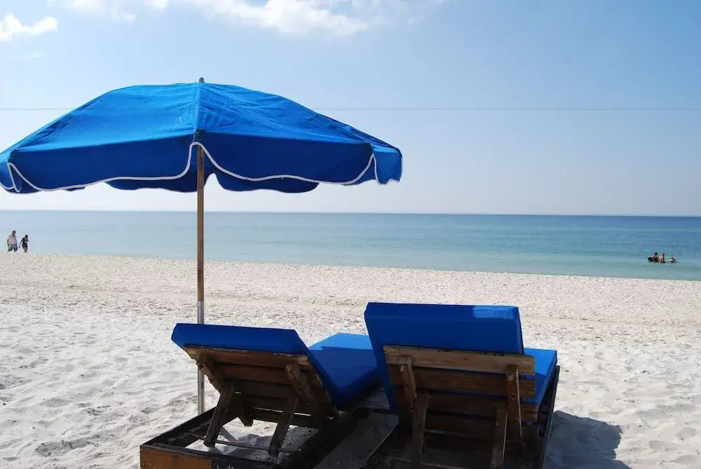 Island Royale P504 by RedAwning