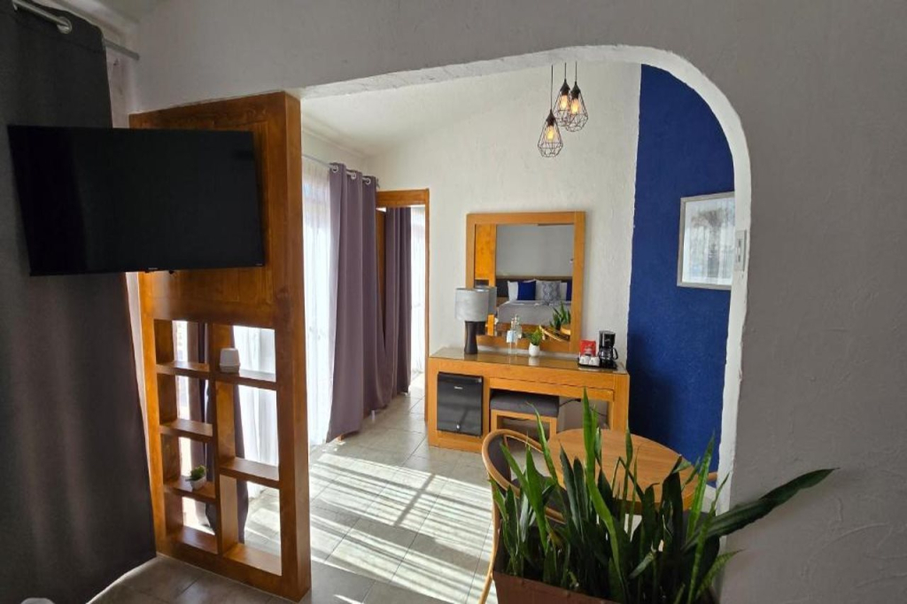 Buena Vista Oceanfront & Hot Springs Resort