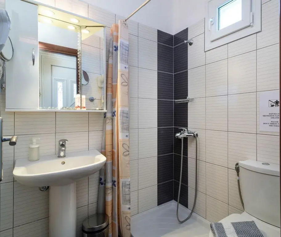A Ponte Studios & Apartments