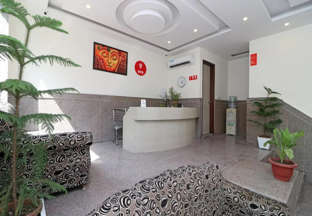 Hotel LINDA GRAND Near International Airport BY-Gross Group