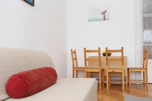 Kelet Apartment