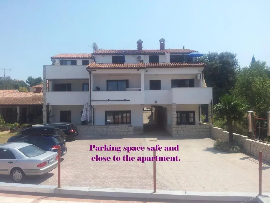 Suran Apartments