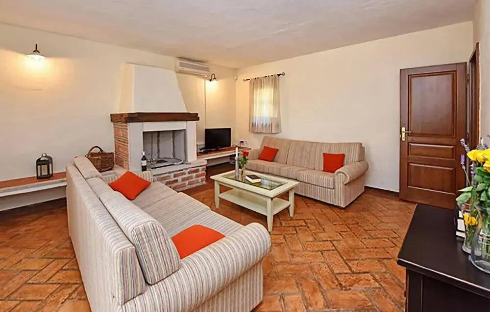 Beautiful Home in Sveti Lovrec With Outdoor Swimming Pool, Wifi and 3 Bedrooms