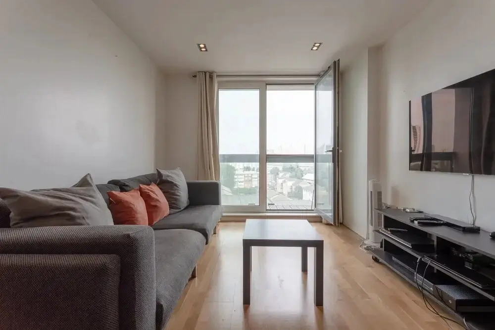 Luxury 2 bedroom Apartment London - RGB 65378