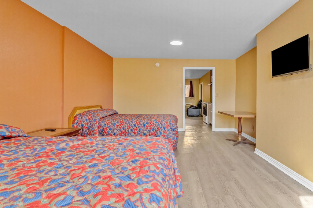 relax motel
