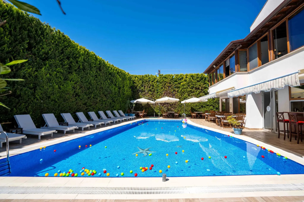 Cunda Giritlioğlu Otel