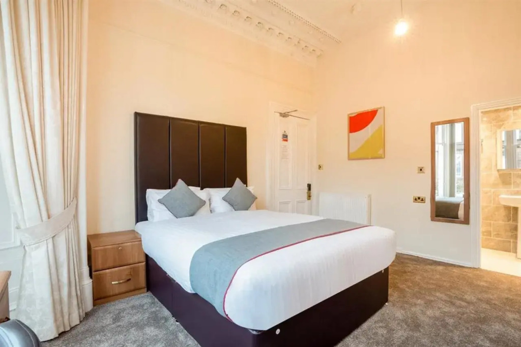 Onslow Guest house
