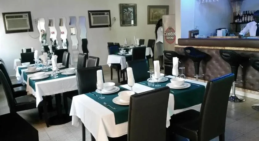 Zambezi Inn Airport Hotel