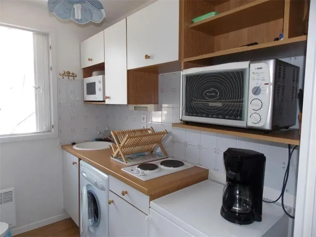 Appartement Bagnères-de-Luchon, 2 pièces, 4 personnes - FR-1-313-135