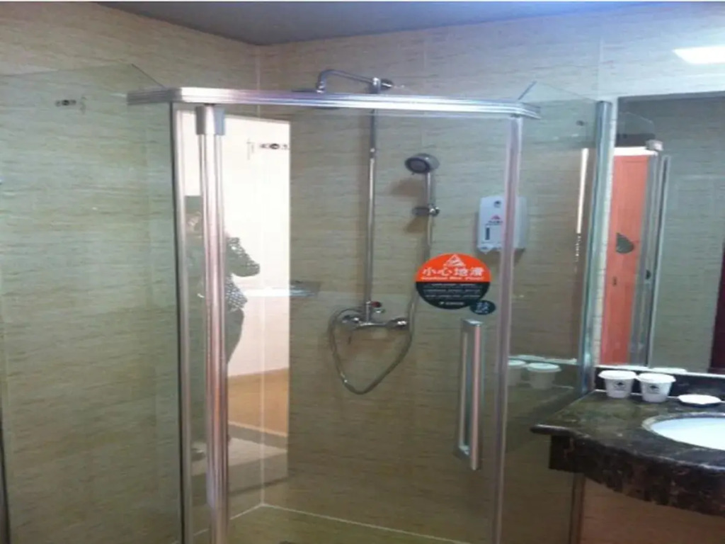 GreenTree Inn Jiangsu Wuxi Nanchang Walking Street TonGYAng Road Business Hotel