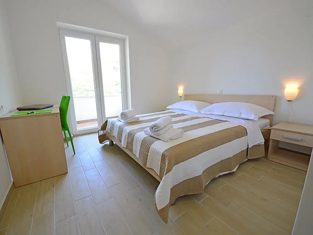 Apartment Iva Krk/Klimno 14356