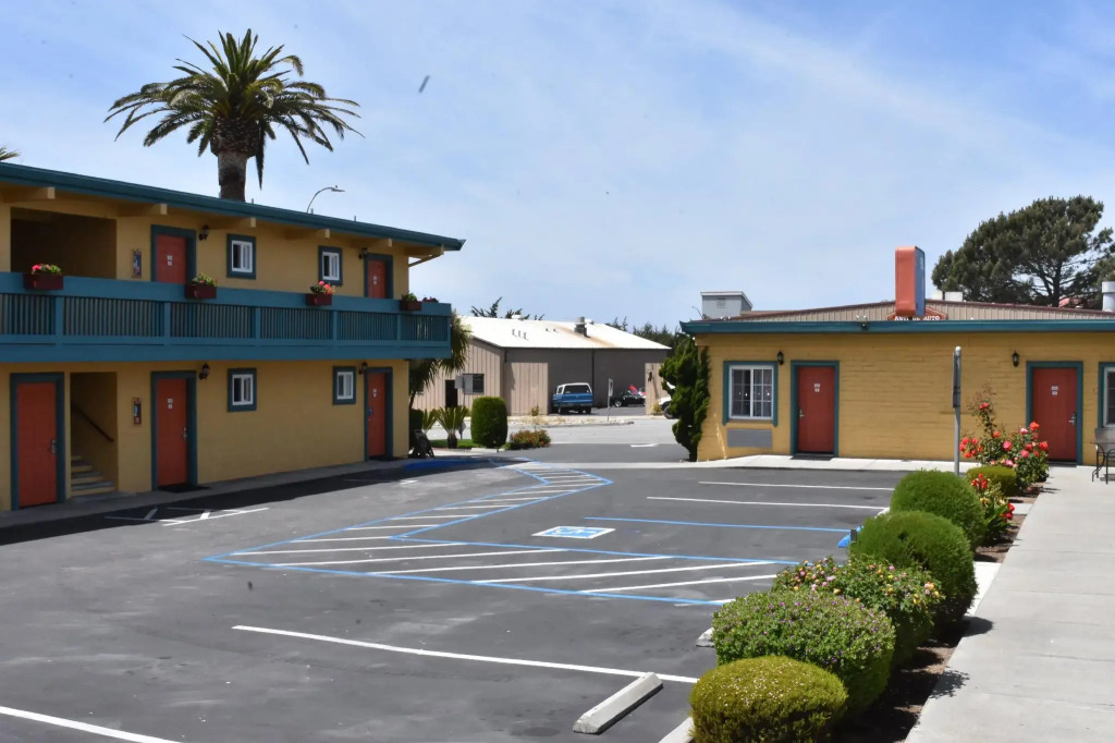 Seaside Inn Monterey