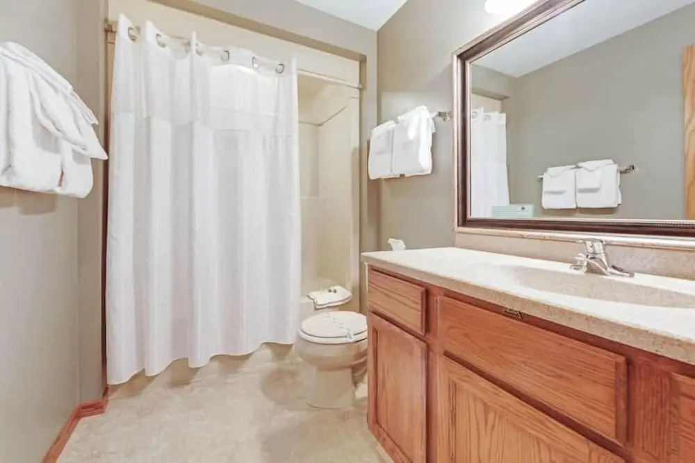 Chanticleer Inn