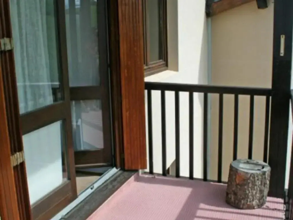 Appartement Enchastrayes, 2 pièces, 6 personnes - FR-1-165A-132