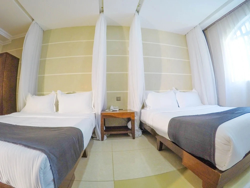 Metropak Hotel Breweries