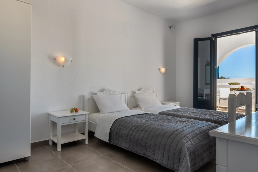 Rivari Santorini Hotel