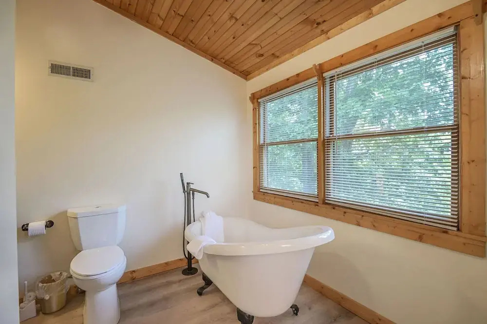 Best of Both Worlds by Eagles Ridge Resort