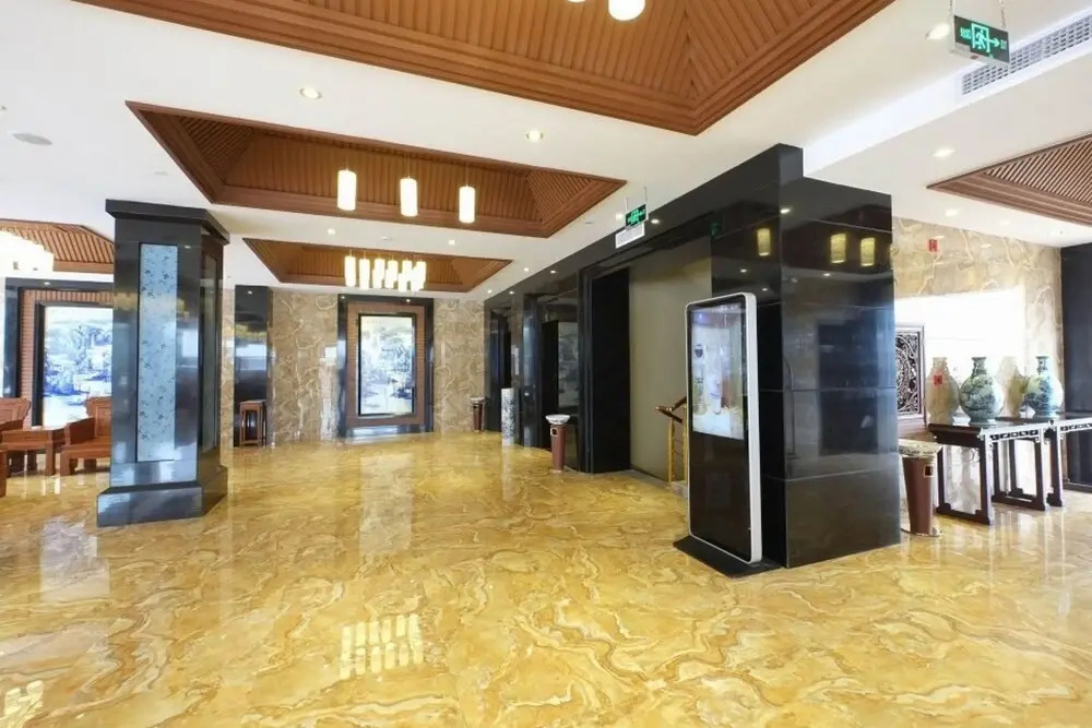Yangshuo Xiangshan international hotel
