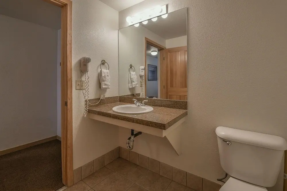 Gateway Lodge 5031