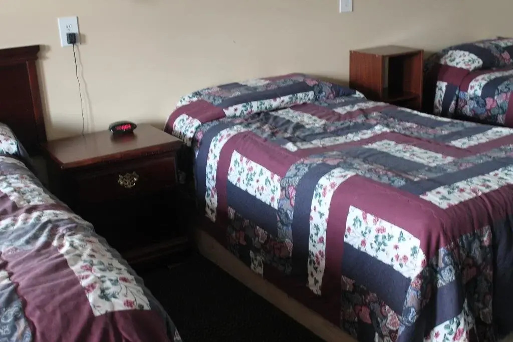 Troy Motel