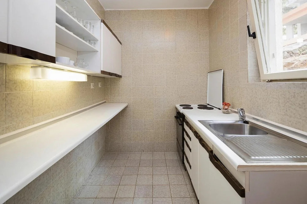 Beautiful Apartments in Jelsa, With Pool