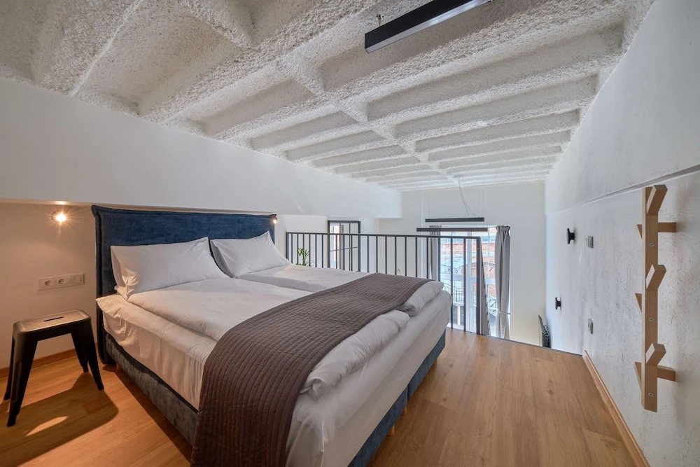 Апартаменты Queen Barbora Central Lofts