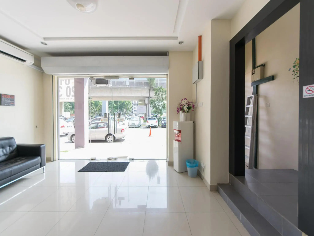 OYO 131 Dejaya Hotel Kota Damansara