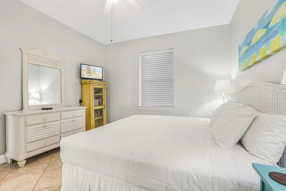 Grand Pointe 411 3 Bedrooms 3 and a Half Baths Direct Beach Front