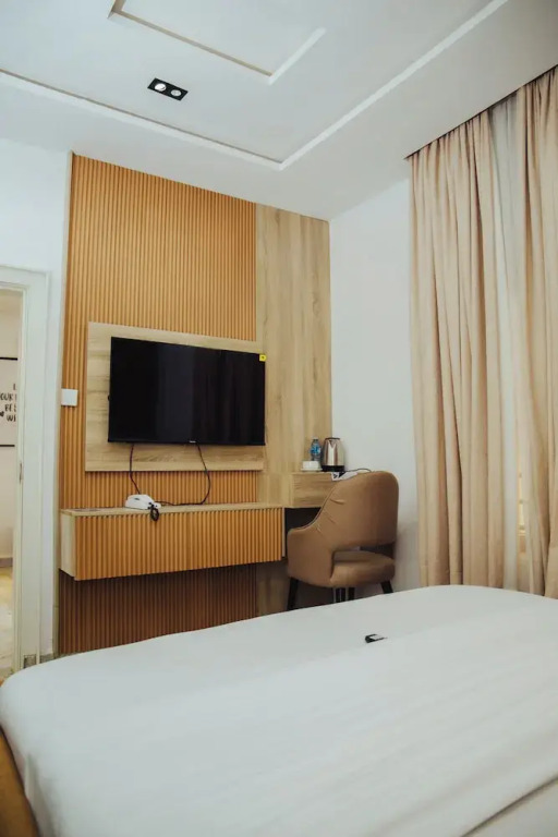 The Rock Aparthotel