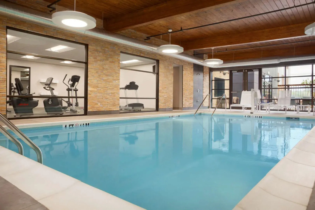 Country Inn & Suites by Radisson Asheville River Arts District