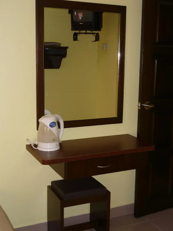 Ria Cameron Hotel
