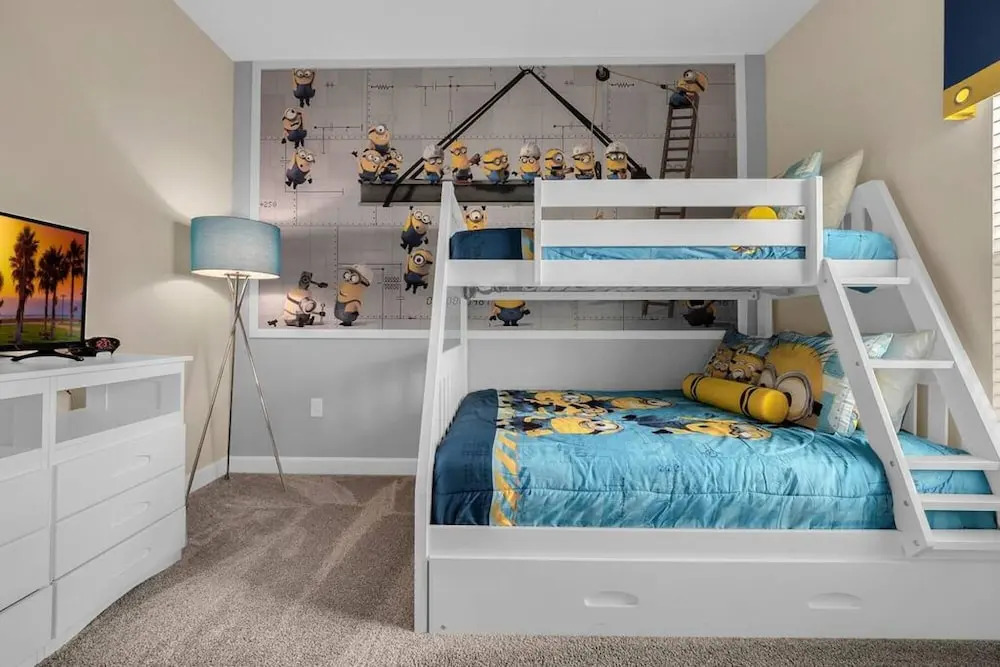Best Location Property w Pool Located Very Close to Disney and Most Attractions