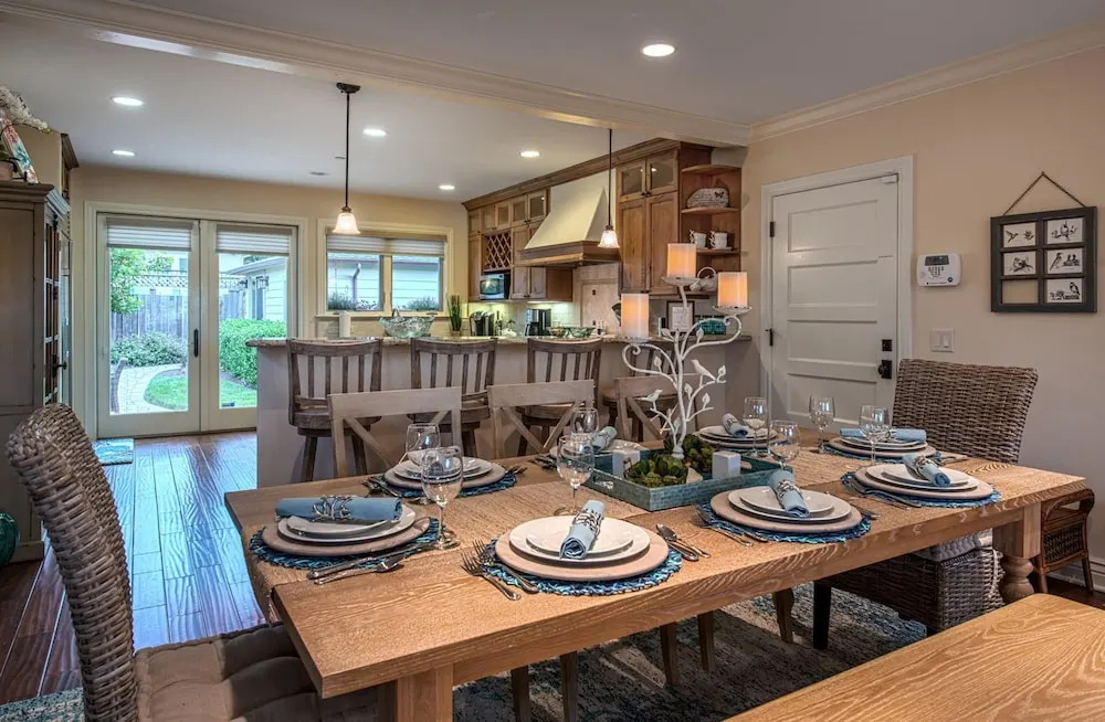 3724 Sea Glass Sanctuary