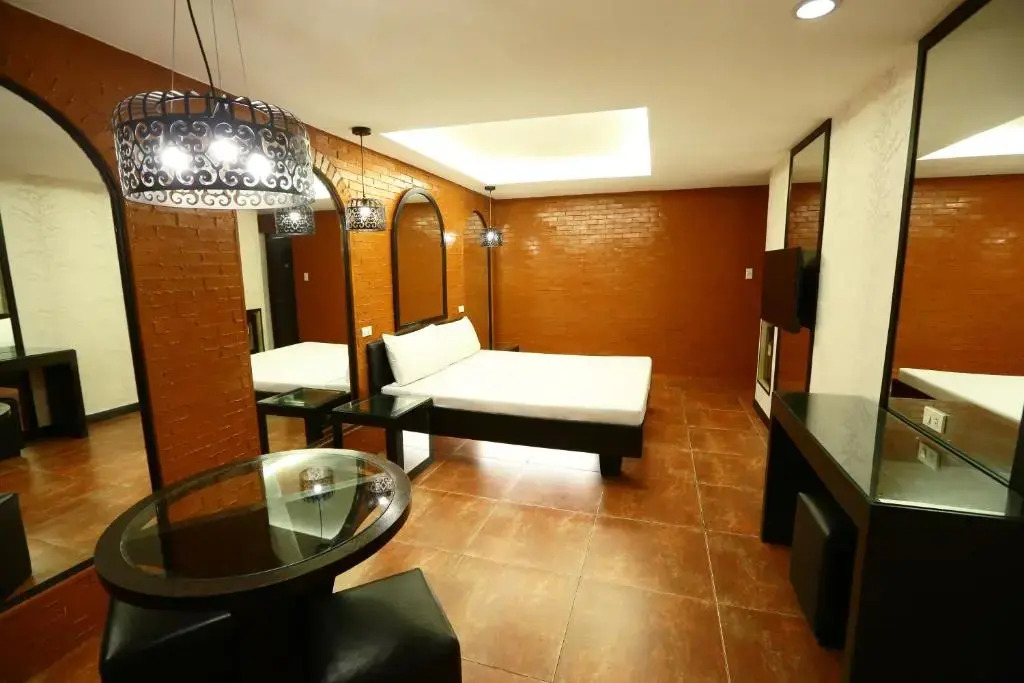 Hotel Ava Cuneta