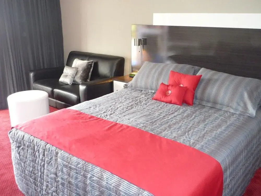Cattlemans Country Motor Inn & Serviced Apartments