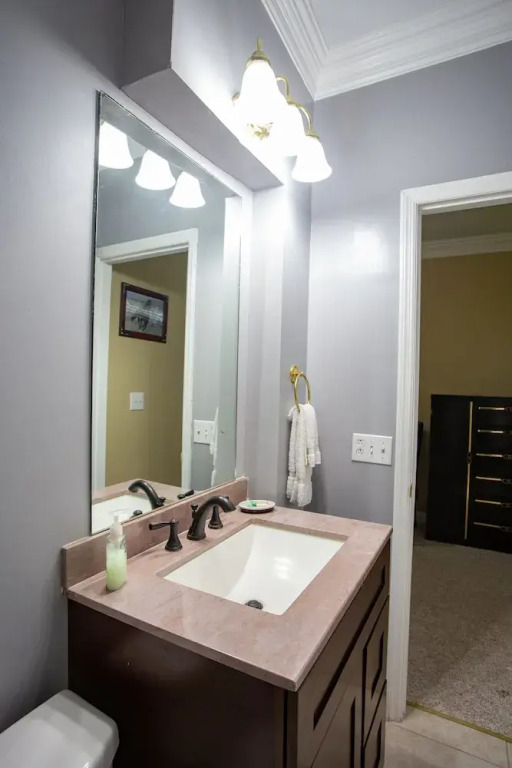 1369 Brentwood Almond - studio Br Apts