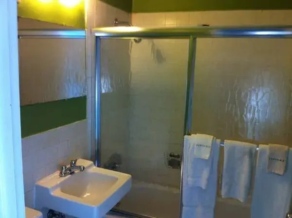 Provo Inn & Suites