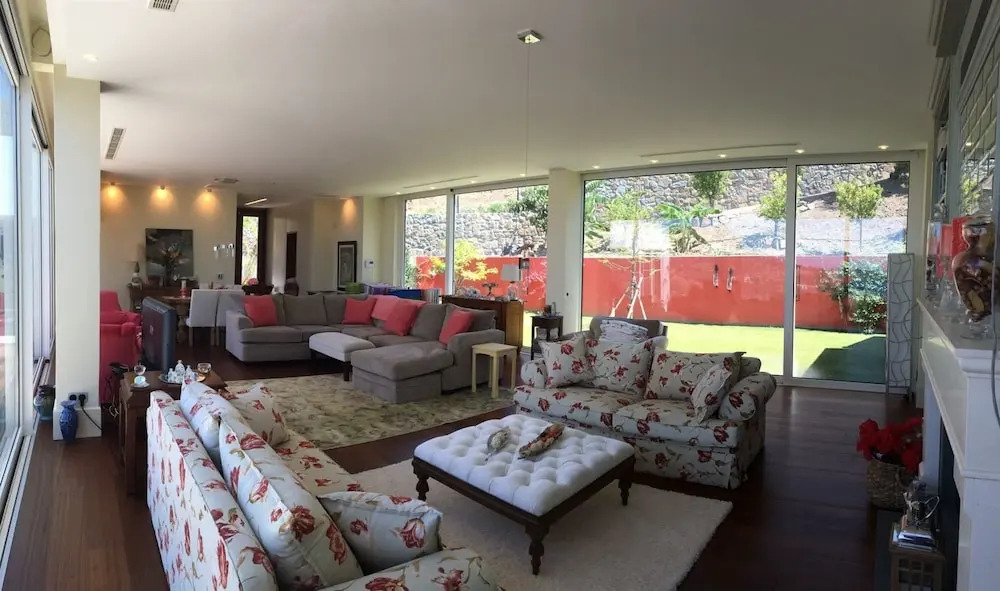 Villa Rose