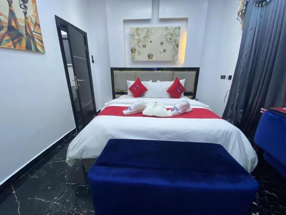 Fairtex Luxury Hotel