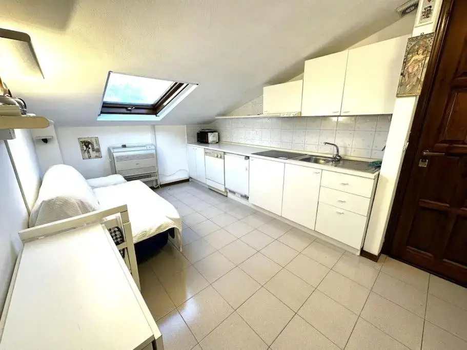 Suite Matuzia - Sanremo (Adults Only)